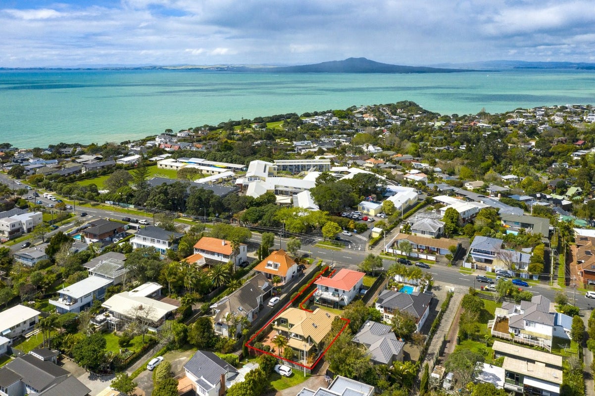 88A Aberdeen Road, Campbells Bay, Auckland - Carousel 16