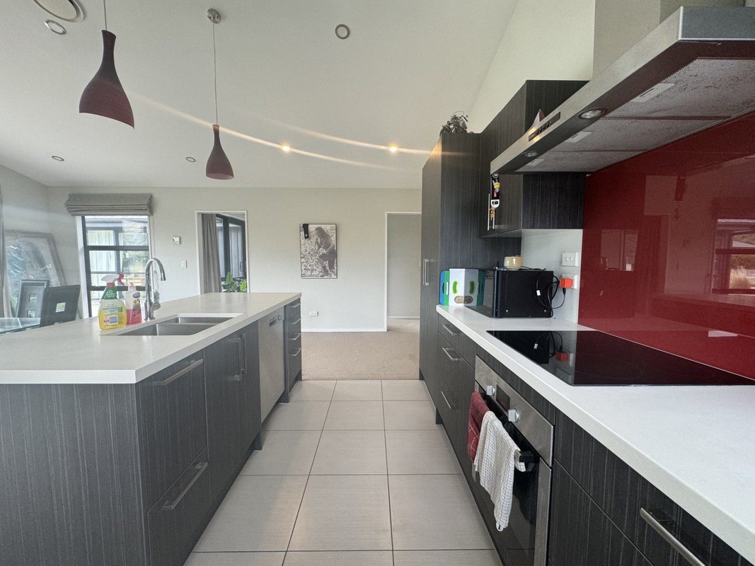 2 Ashenhurst Way, Lower Shotover, Queenstown - Carousel 2