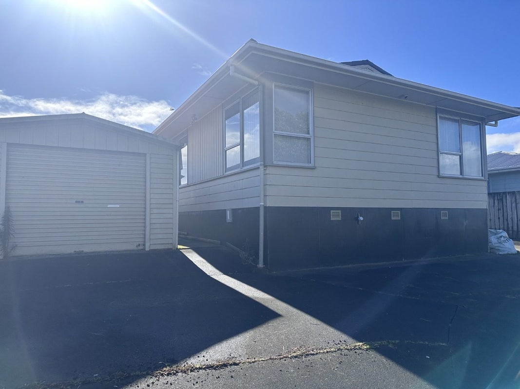 141 Wordsworth Road, Manurewa, Auckland - Carousel 6