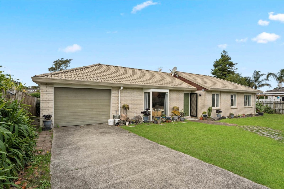 9 Nedlands Place, Burswood, Auckland - Carousel 1