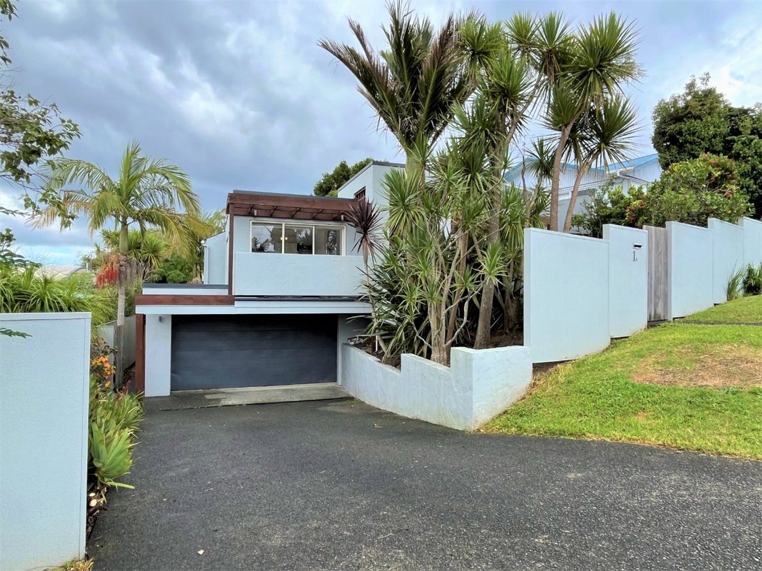 1A Sycamore Drive, Sunnynook, Auckland - Carousel 1