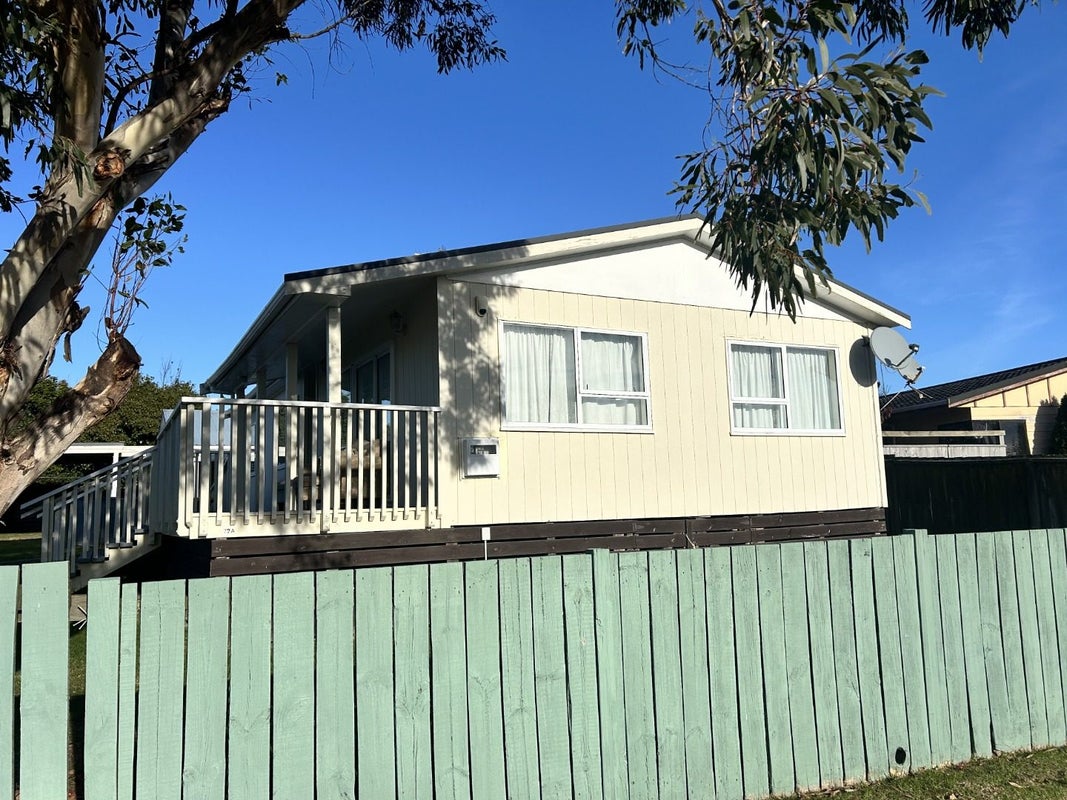 72 Queens Road, Waikanae Beach, Waikanae - Carousel 16