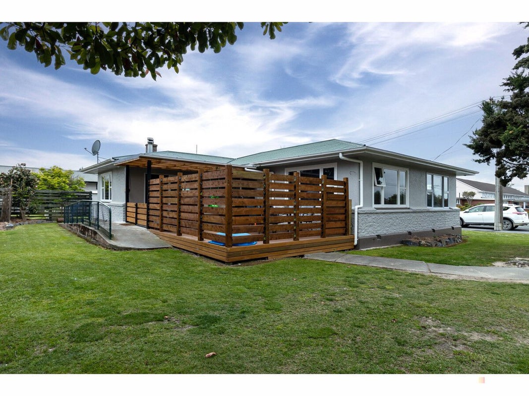 22 Hughes Street, Waimate, Waimate - Carousel 2