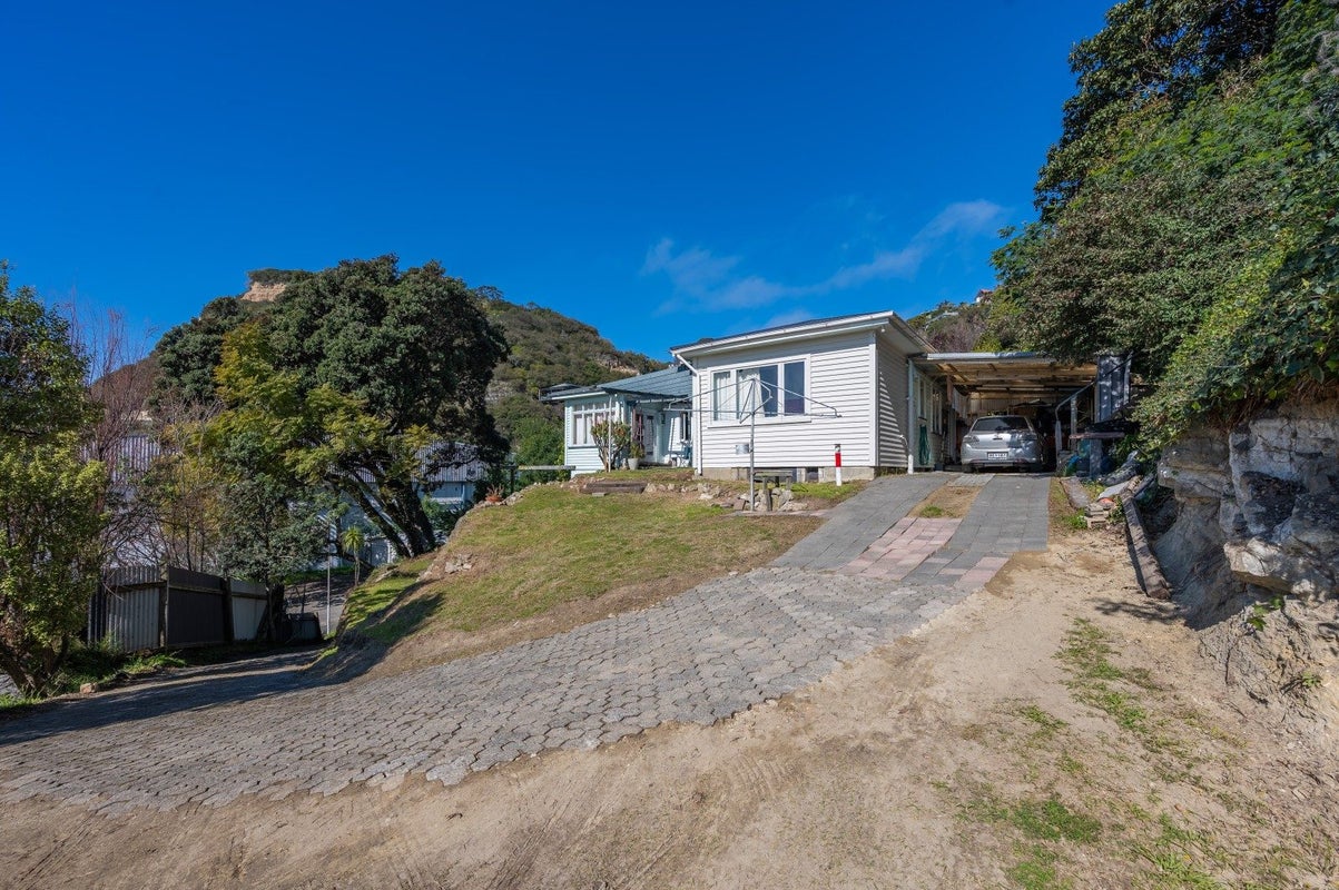 3 Hornsey Road, Bluff Hill, Napier - Carousel 2