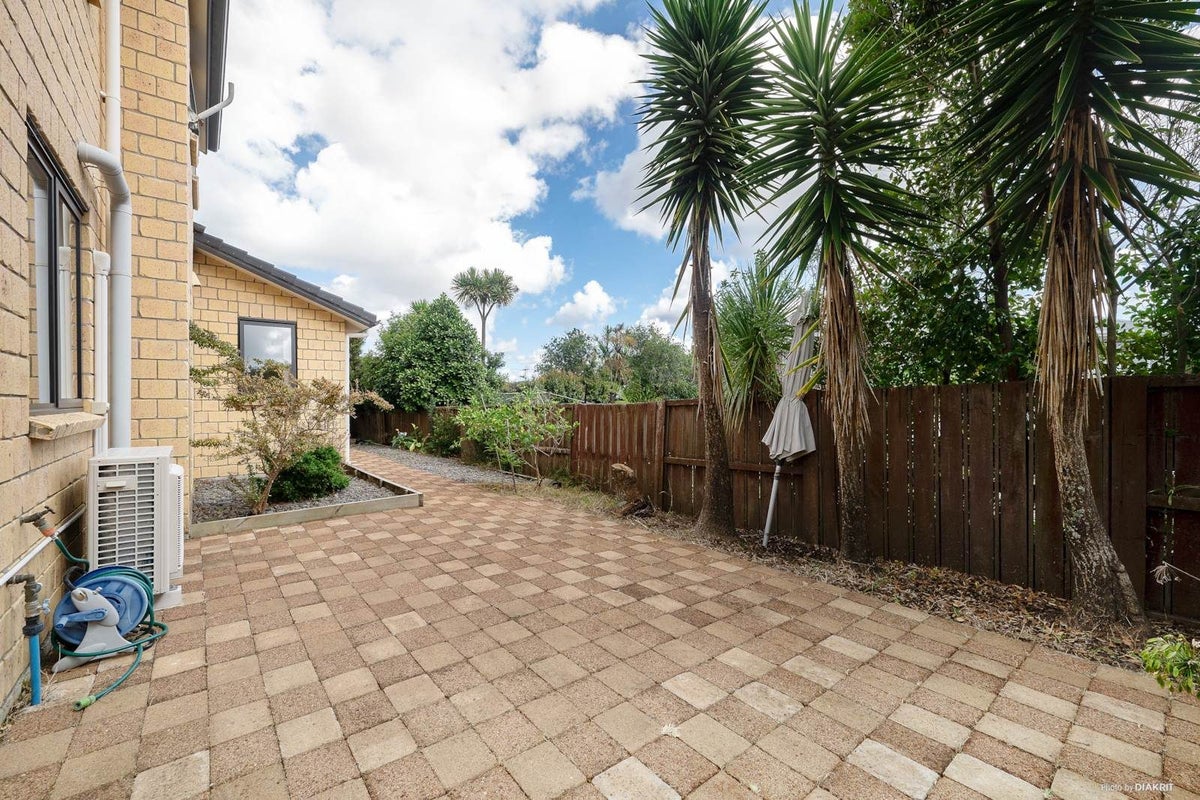 340A Glenfield Road, Glenfield, Auckland - Carousel 18