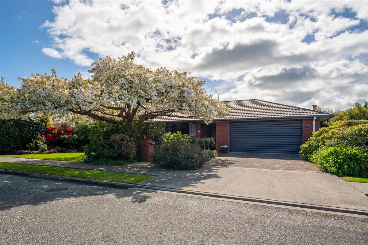 2 Hannah Place, Holmes Hill, Oamaru - Carousel 18