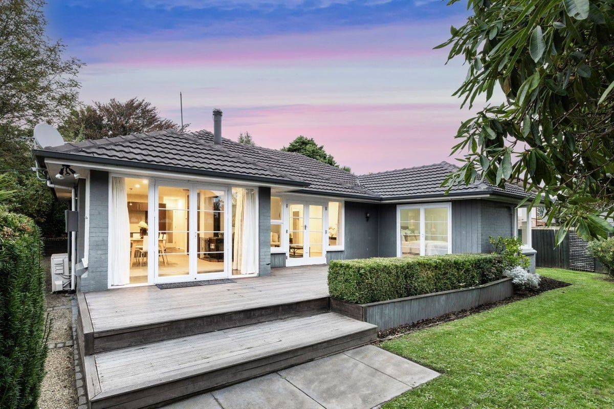 11 Colina Street, Avonhead, Christchurch - Carousel 1