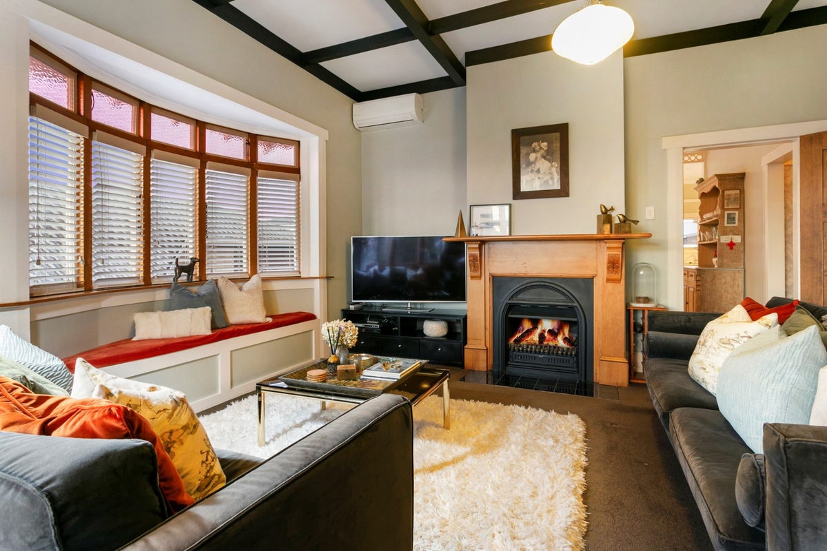 136 New Windsor Road, New Windsor, Auckland - Carousel 2
