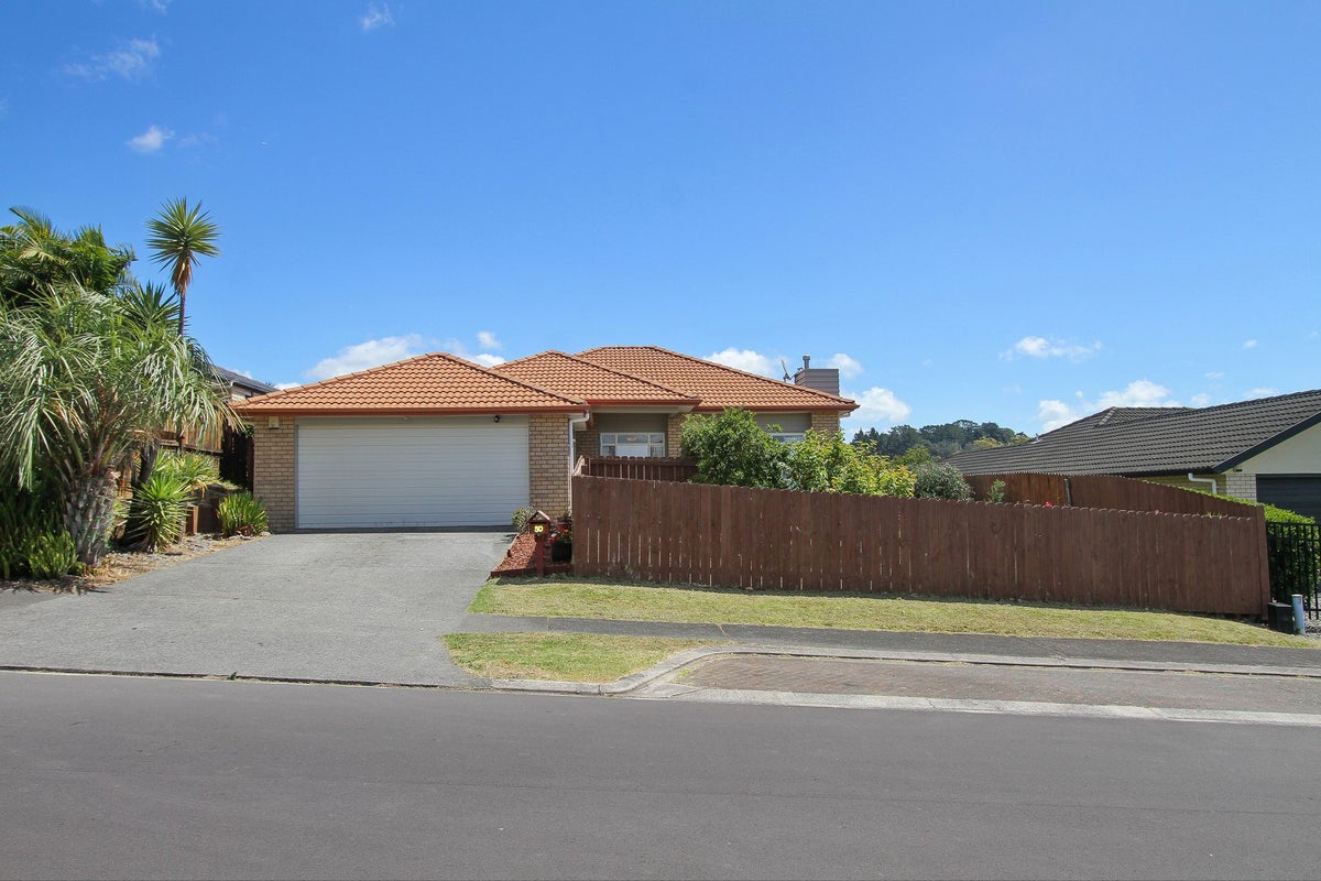 50 Highfields Terrace, Henderson, Auckland - Carousel 2