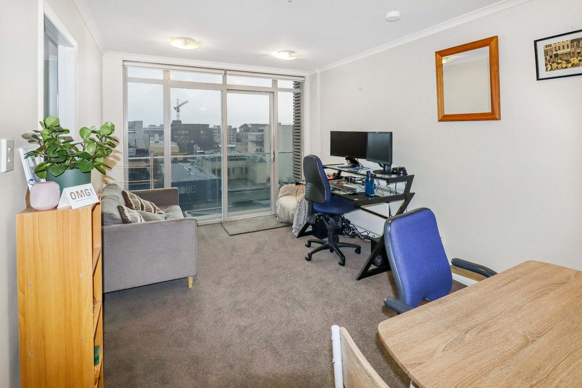 701/15 Holland Street, Te Aro, Wellington - Carousel 1
