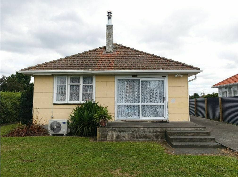 1012 Pukatea Street, Saint Leonards, Hastings - Carousel 1