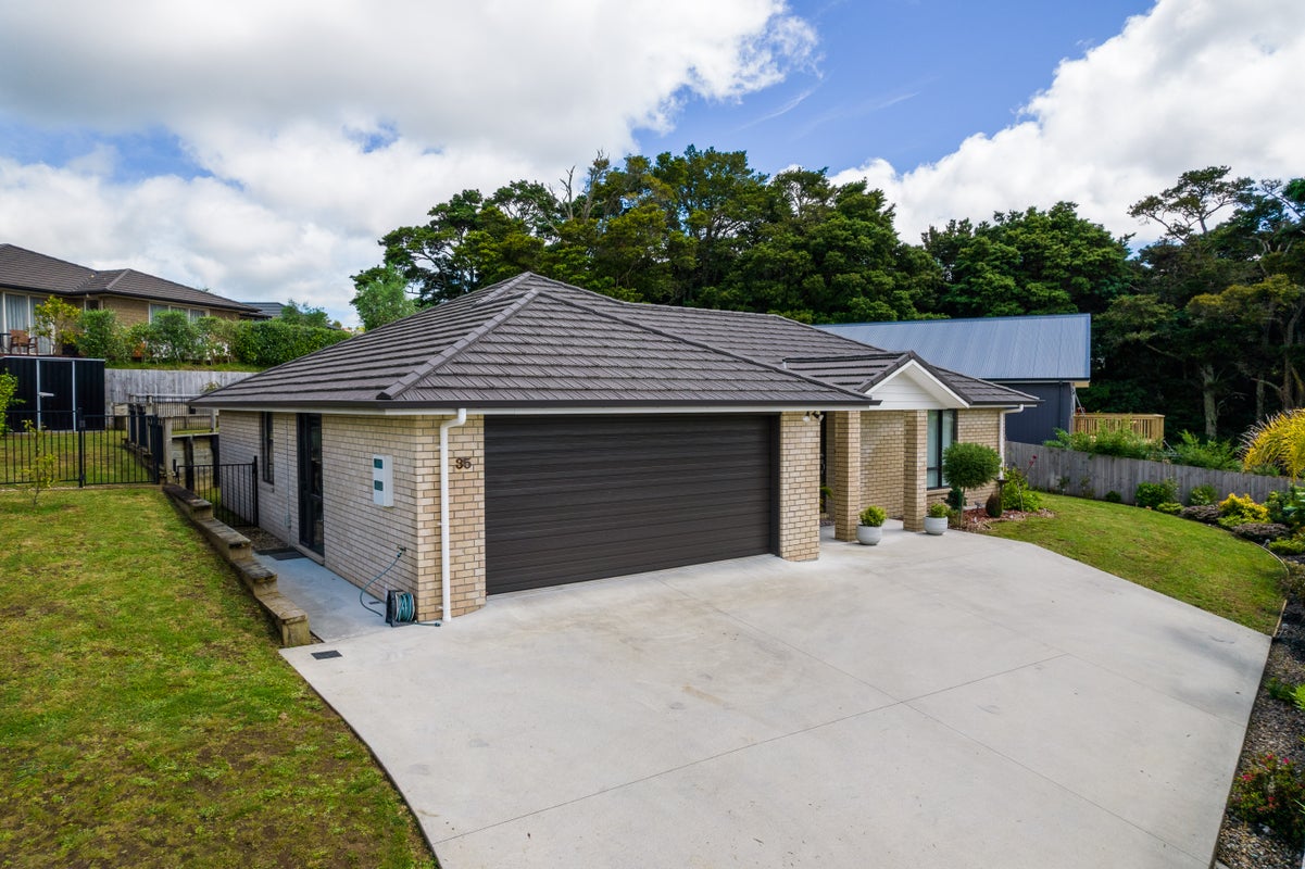 35 Balmacewan Drive, Kamo, Whangarei - Carousel 31