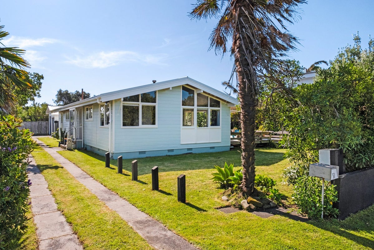 37 Murphy Road, Wainui, Gisborne - Carousel 1