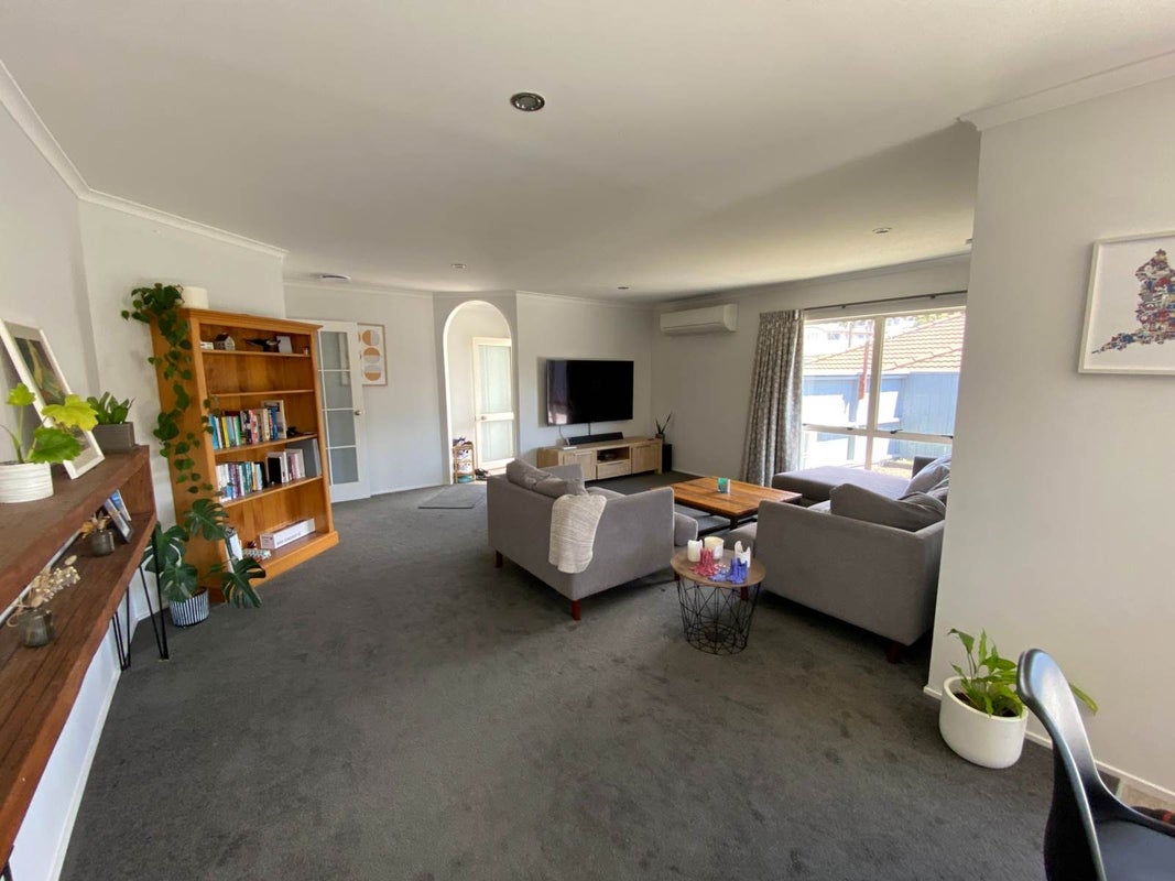 1B Mollyhawk Rise, Arkles Bay, Whangaparaoa - Carousel 2