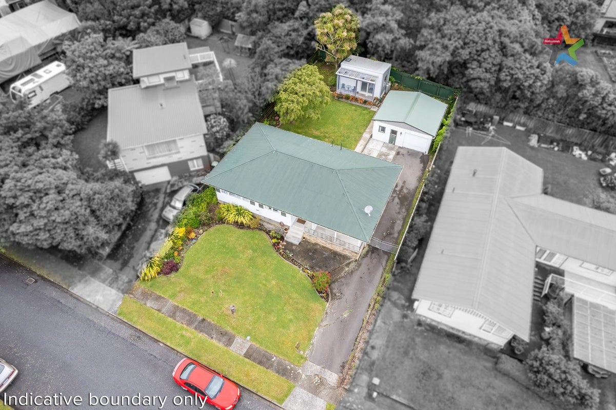 12 Dalton Grove, Stokes Valley, Lower Hutt - Carousel 1
