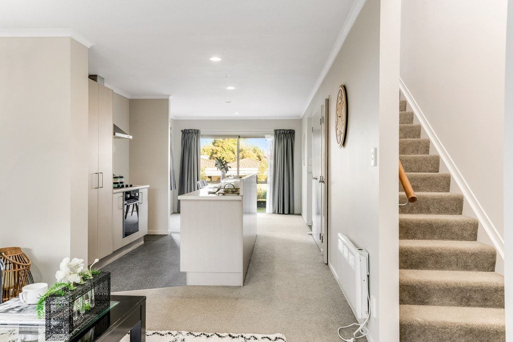 81B Cambridge Terrace, Papatoetoe, Auckland - Carousel 2