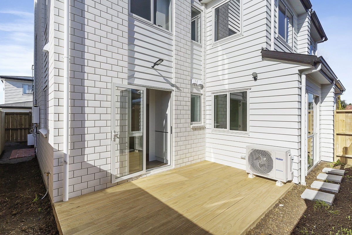 46A Elliot Street, Howick, Auckland - Carousel 2