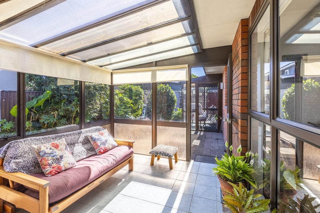 1B McKenzie Avenue, Marewa, Napier - Carousel 2