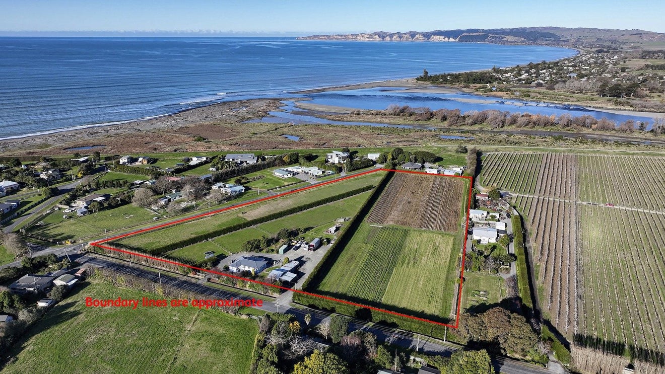 540 Lawn Road, Clive, Hastings - Carousel 1