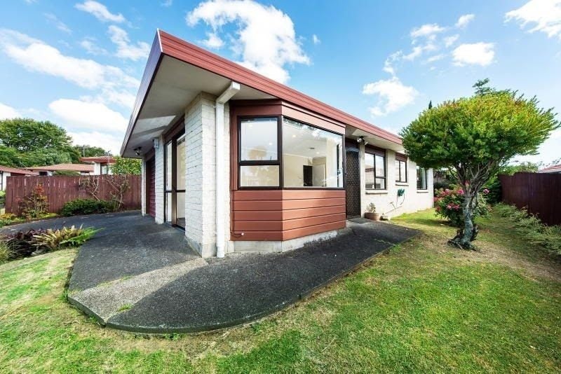 8/54 Nikau Street, New Lynn, Auckland - Carousel 1