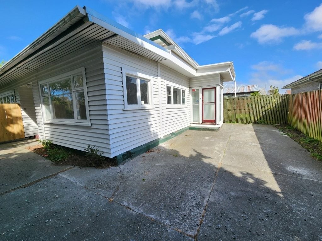 1/155 Ensors Road, Waltham, Christchurch - Carousel 1