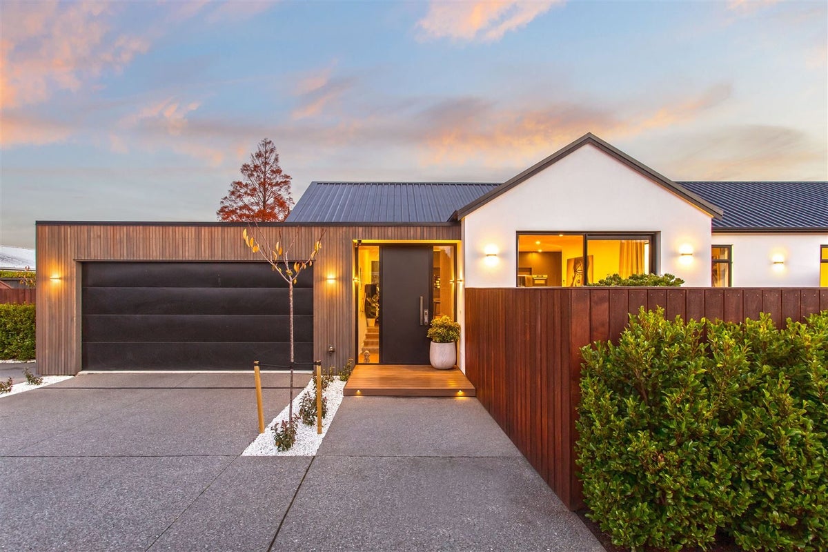 70 Idris Road, Fendalton, Christchurch - Carousel 2