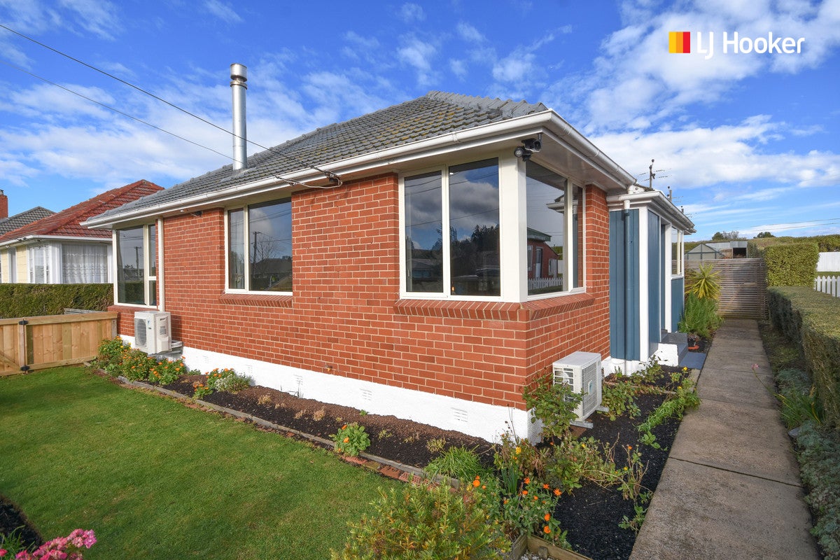 59 Balmain Street, Halfway Bush, Dunedin - Carousel 1