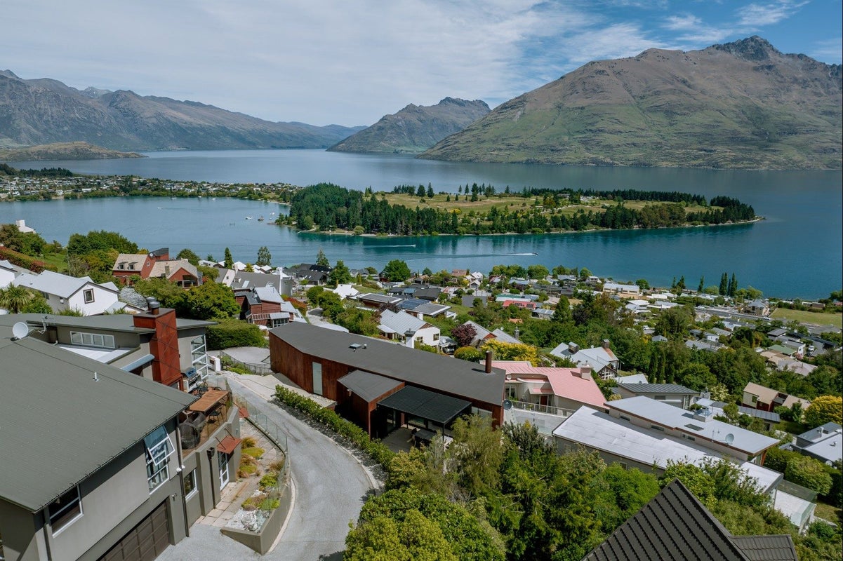 32 Edinburgh Drive, Town Centre, Queenstown-Lakes, Otago - Carousel 30