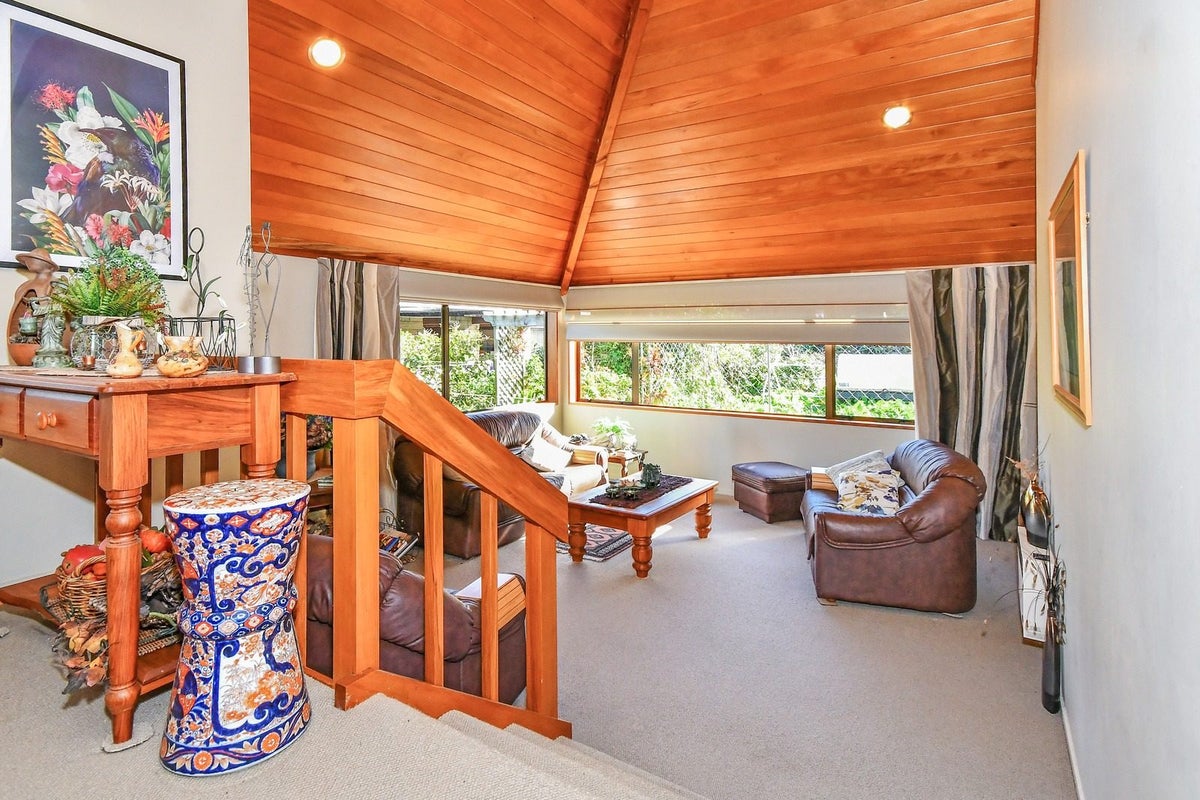 8 Lemonwood Place, The Gardens, Auckland - Carousel 2