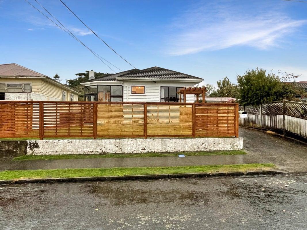 43 Tokomaru Street, Welbourn, New Plymouth - Carousel 19