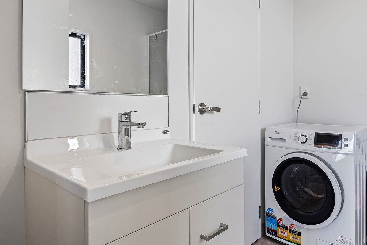 21 Verlamio Lane, Edgeware, Christchurch - Carousel 13