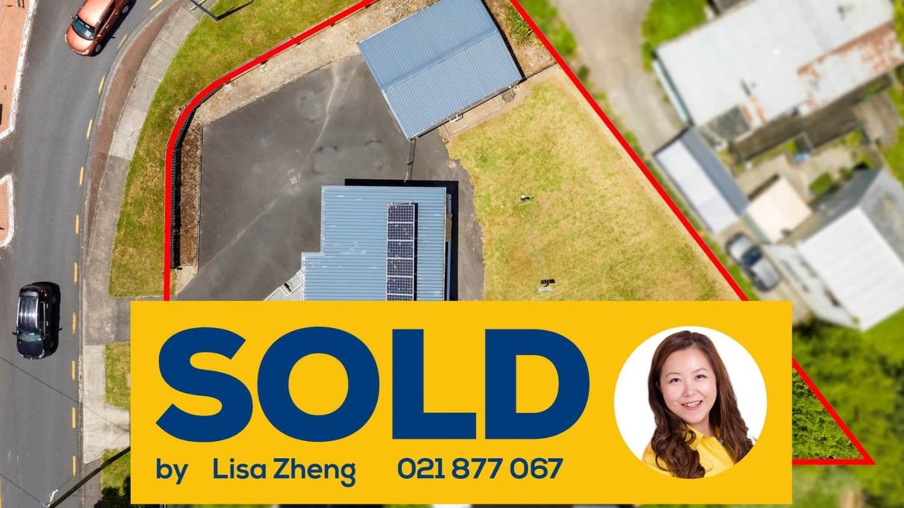 15 Sunnyside Road, Sunnyvale, Auckland - Carousel 1