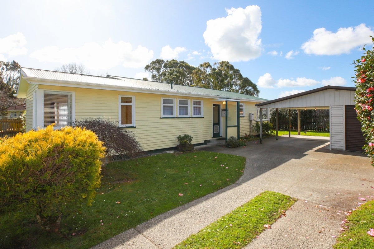 6 Opal Place, Chartwell, Hamilton - Carousel 2