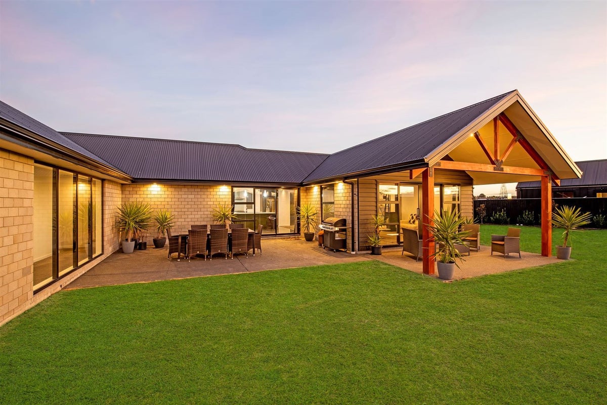 98 Silver Peaks Drive, West Melton, West Melton - Carousel 2
