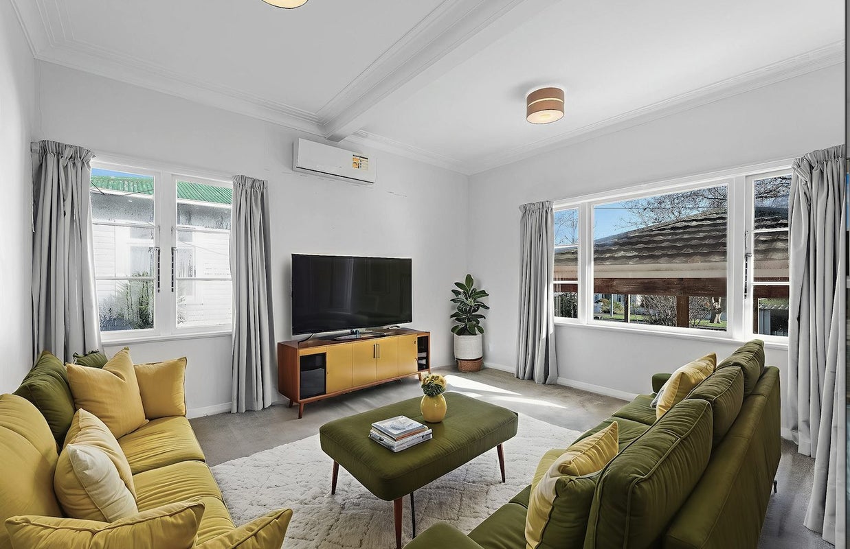 1/48 Seabrook Avenue, New Lynn, Auckland - Carousel 2