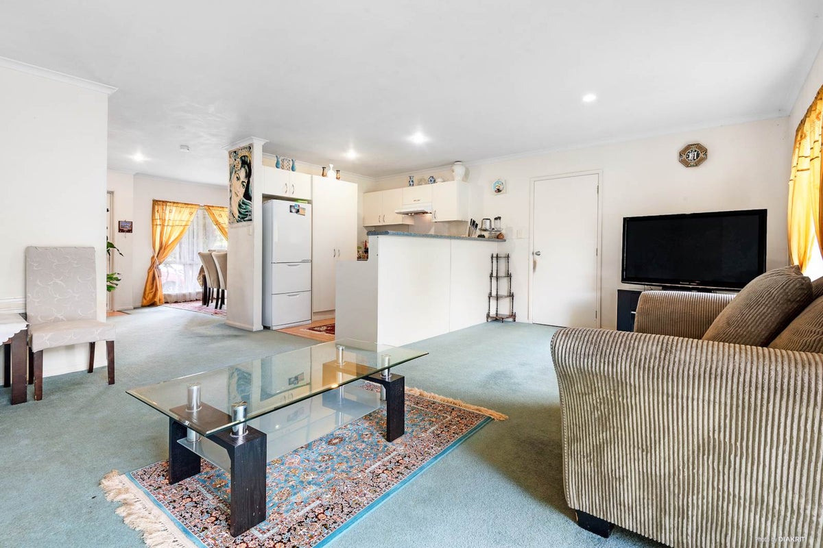 56 Hewlett Road, Massey, Auckland - Carousel 2