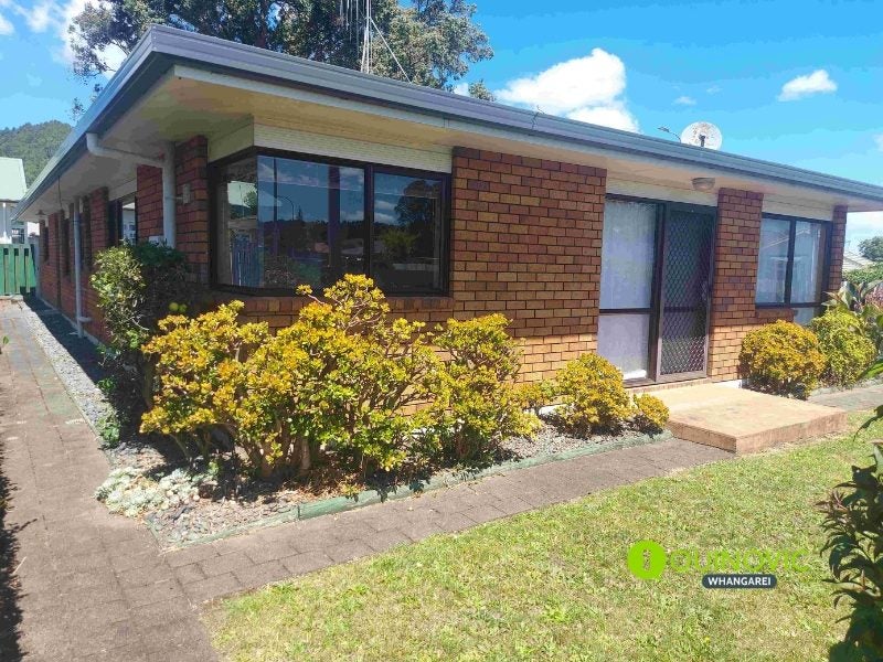 17 Nixon Street, Kensington, Whangarei - Carousel 1
