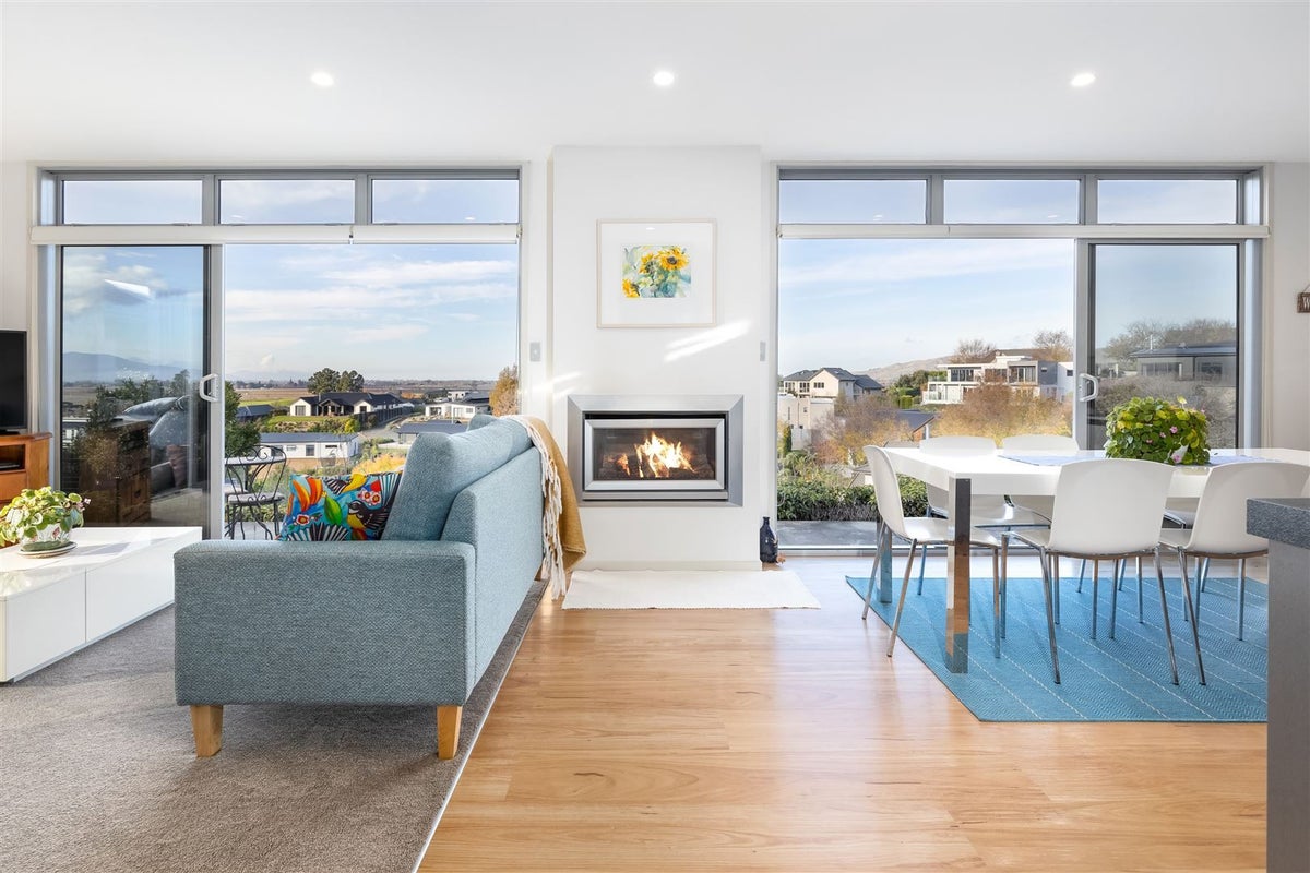 8 Ridgetop Rise, Blenheim - Carousel 1
