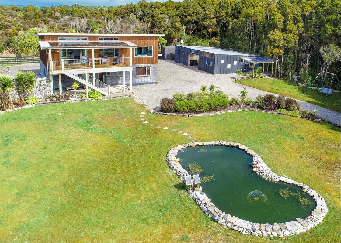 79A Lighthouse Road, Cape Foulwind, Westport - Carousel 2