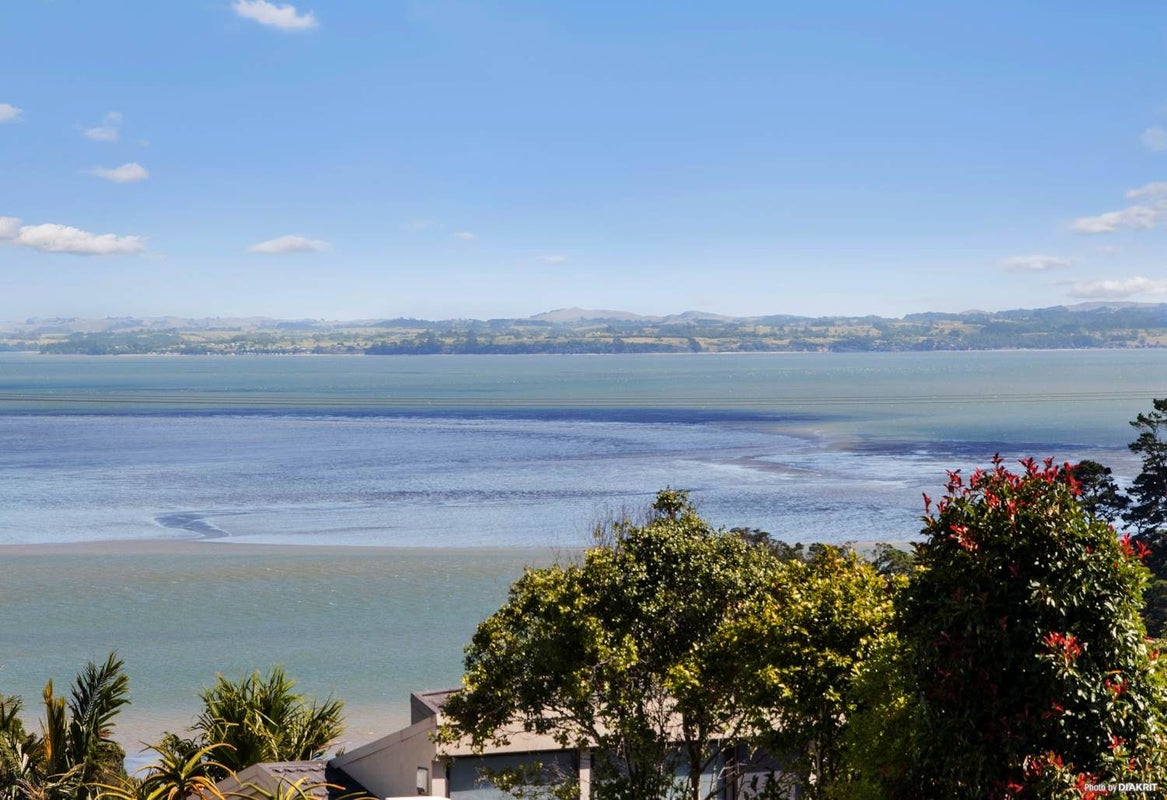 3/5 James Tyler Crescent, Mount Roskill, Auckland - Carousel 1
