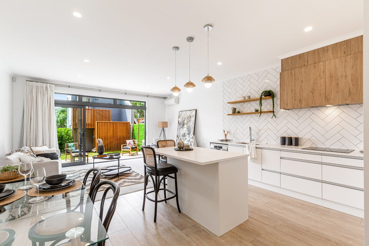 13 Hudson Bay Road, Hobsonville, Auckland - Carousel 1