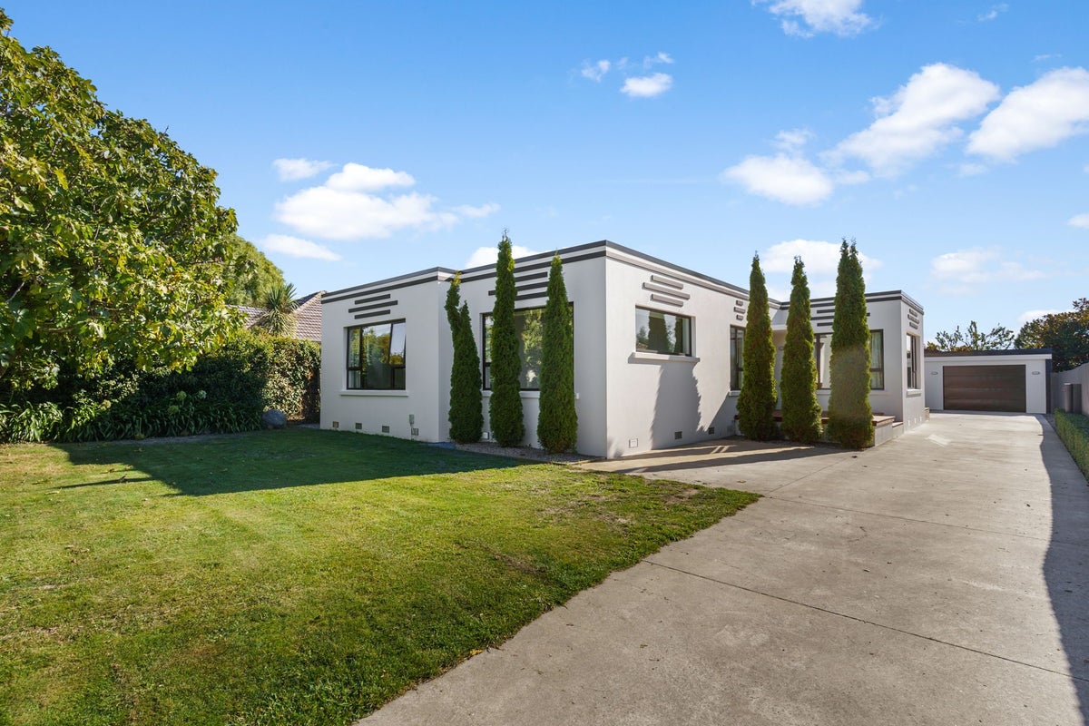 213 Knowles Street, St Albans, Christchurch - Carousel 1