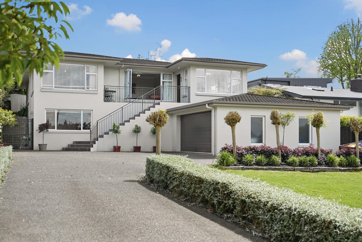 102 Awatere Avenue, Beerescourt, Hamilton - Carousel 2