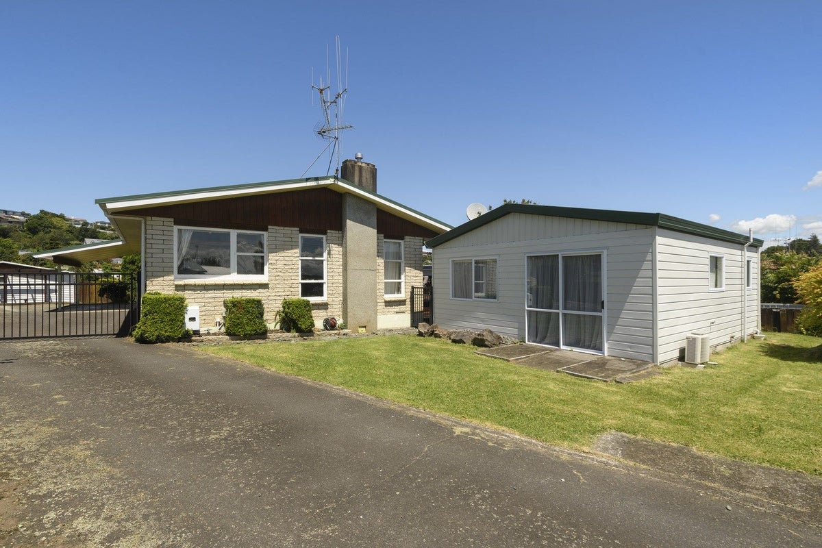 394 Ngatai Road, Bellevue, Tauranga - Carousel 1