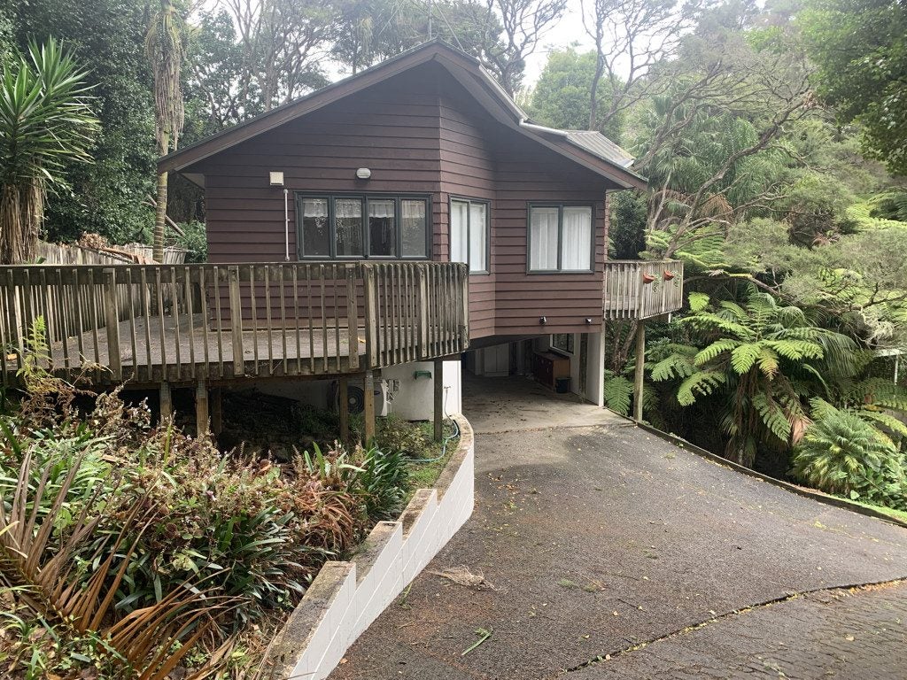 2/18 Bryers Place, Bayview, Auckland - Carousel 1
