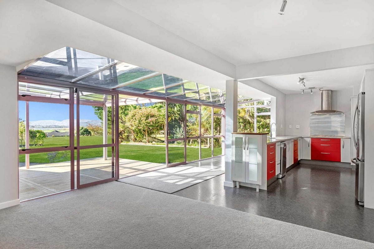 112 Hokio Sand Road, Hokio Beach, Levin - Carousel 2