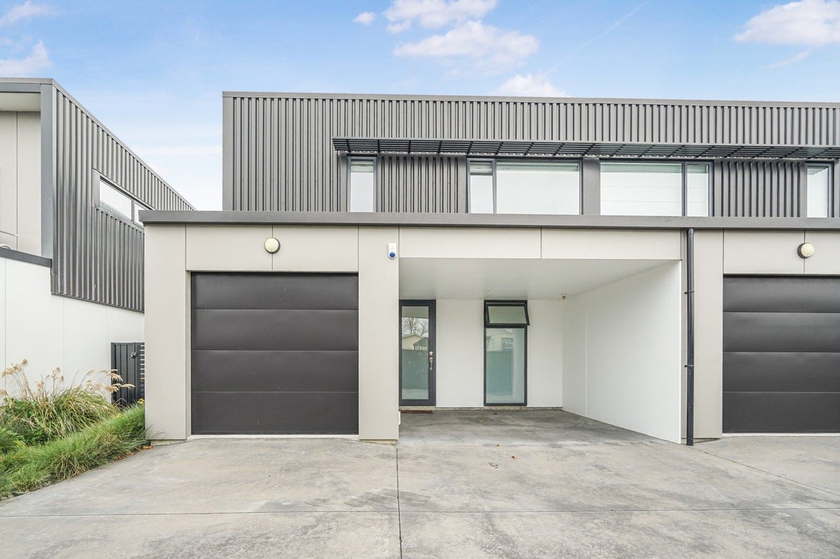 3/100 East Street, Enderley, Hamilton - Carousel 1