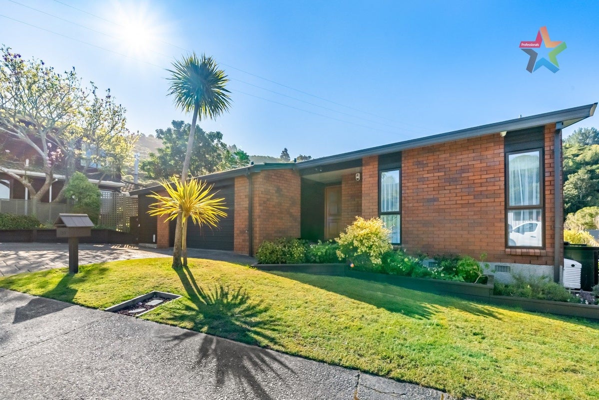 138 Tirohanga Road, Tirohanga, Lower Hutt - Carousel 2