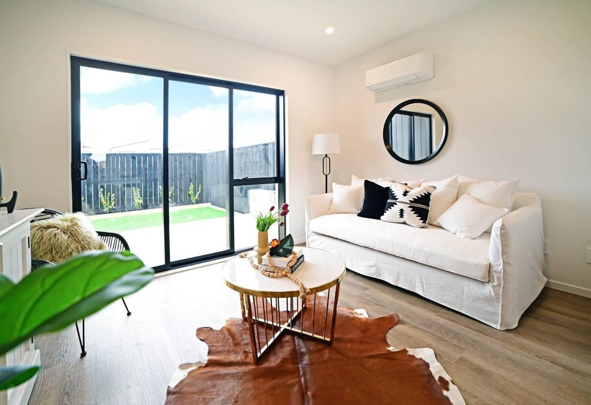 57 Kiato Lane, Flat Bush, Auckland - Carousel 2