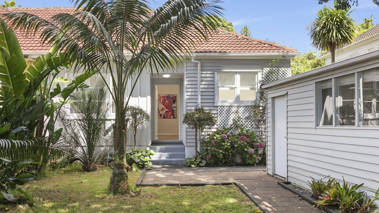 24A Normans Hill Road, Onehunga, Auckland - Carousel 1